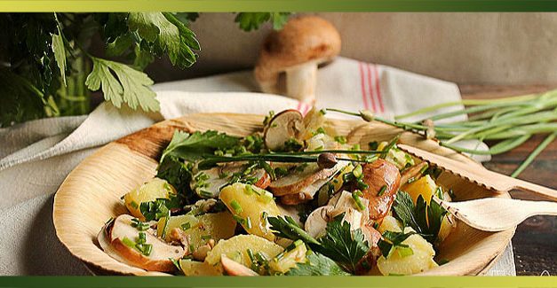 Salade de pommes de terre primeurs, champignons et herbes